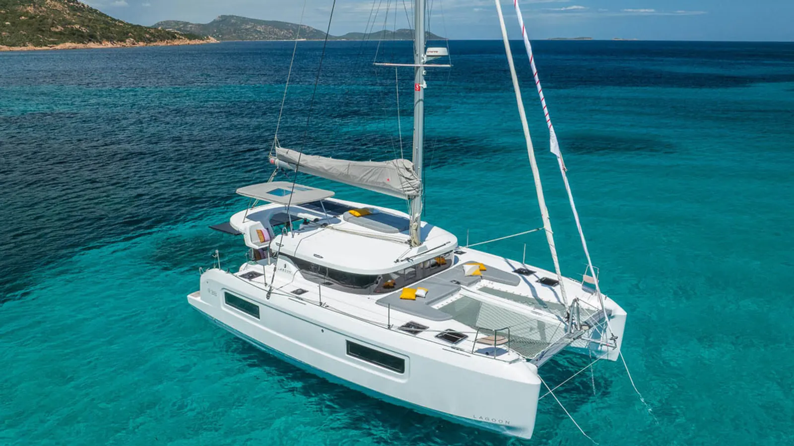 The New Lagoon 38