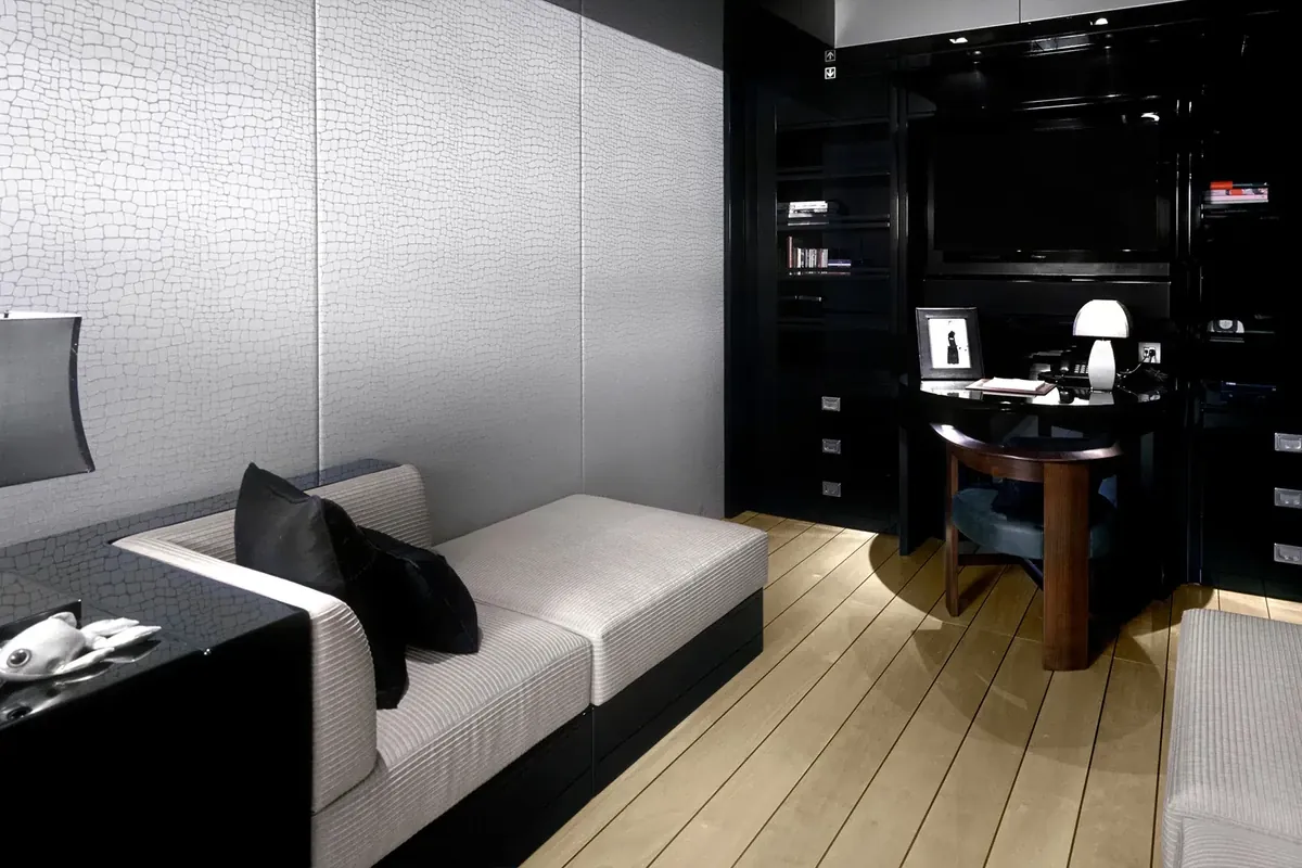 MY MAIN - ARMANI - INTERIOR